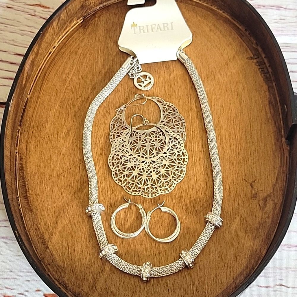 Silverton necklace only